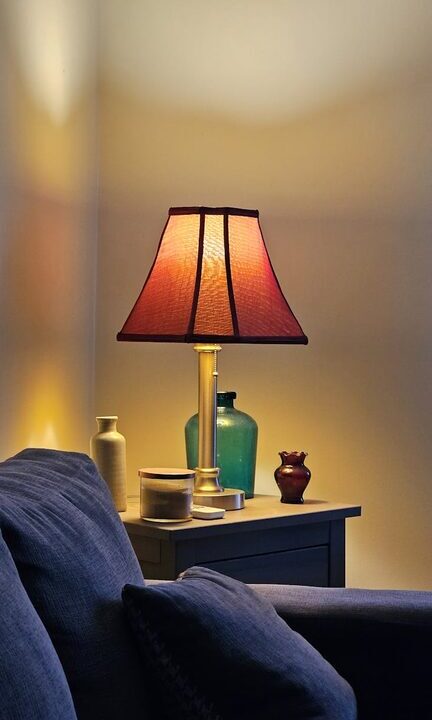 Simple Tips for Creating a Cozy and Inviting Home Environment